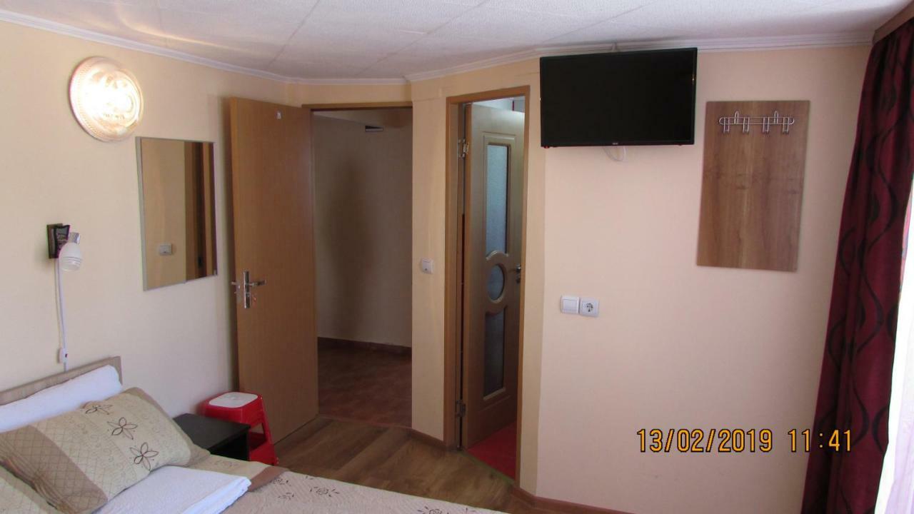 Vila Marcela บุชเตนี ภายนอก รูปภาพ