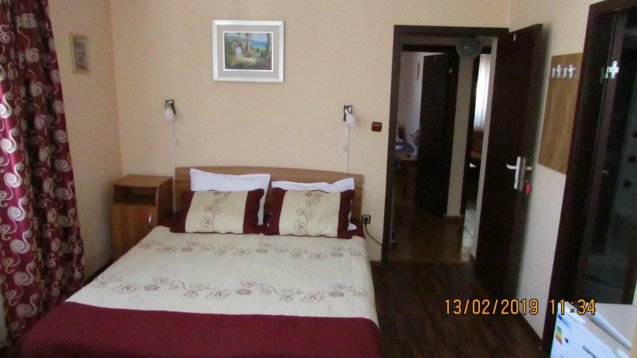 Vila Marcela บุชเตนี ภายนอก รูปภาพ