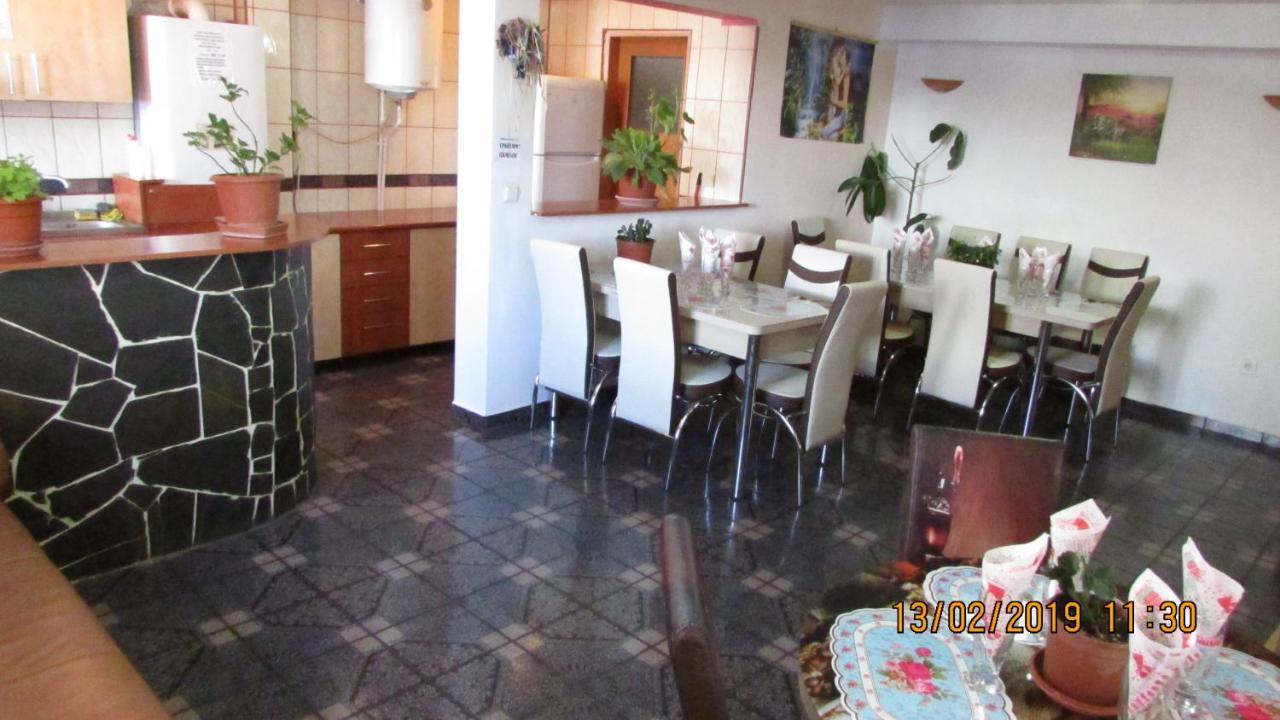 Vila Marcela บุชเตนี ภายนอก รูปภาพ